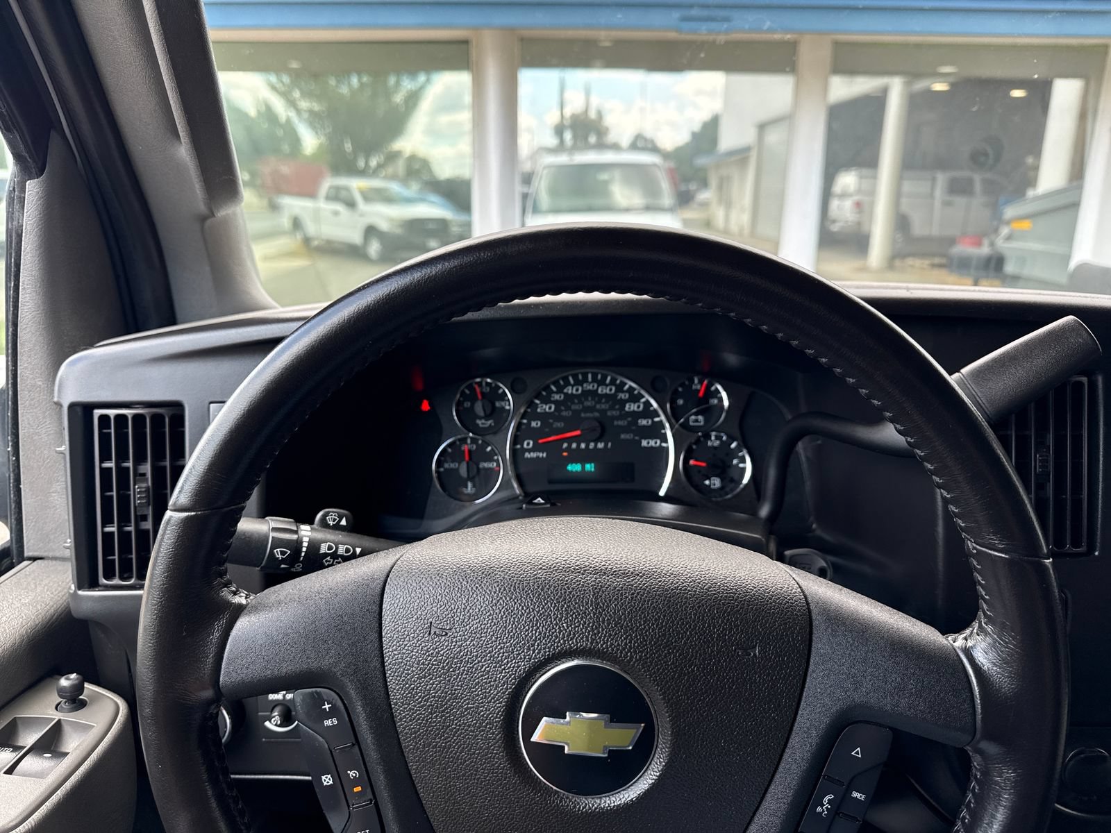 Used 2022 Chevrolet Express 2500 w/ Driver Convenience Package RWD image 15