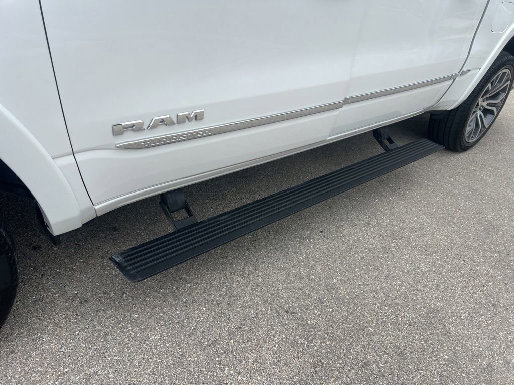 Used 2025 RAM 1500 Tungsten w/ Towing Technology Group AWD/4WD image 33
