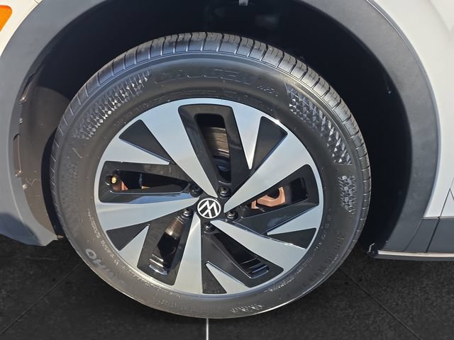 Used 2023 Volkswagen ID.4 Pro RWD image 9