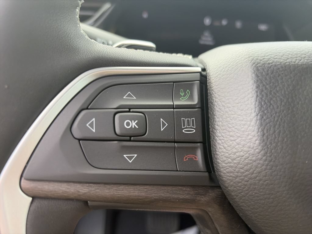 New 2026 Jeep Grand Cherokee Altitude RWD image 20
