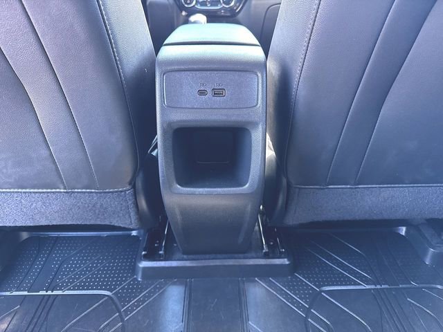 Used 2024 Chevrolet Trax LT w/ LT Convenience Package FWD image 20