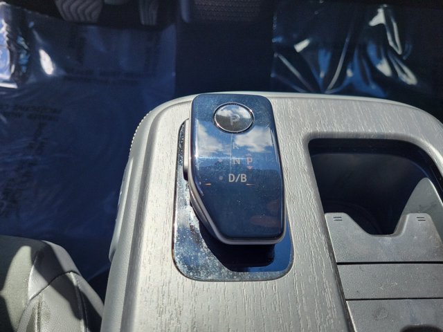 Used 2023 Nissan Ariya FWD image 34