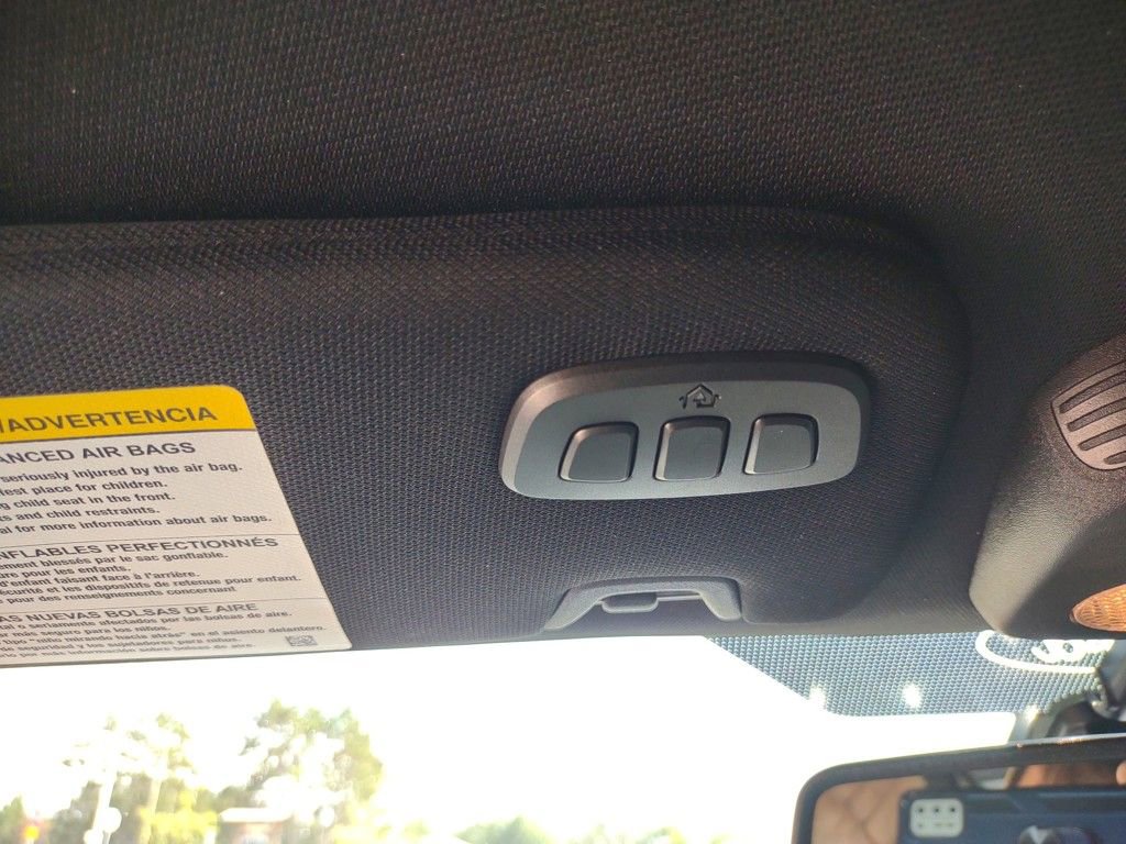 Used 2020 Ford Mustang Shelby GT500 w/ Carbon Fiber Track Pack image 32