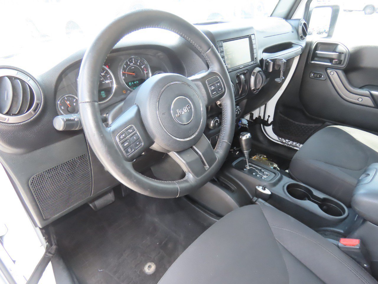Used 2017 Jeep Wrangler Sport AWD/4WD image 23
