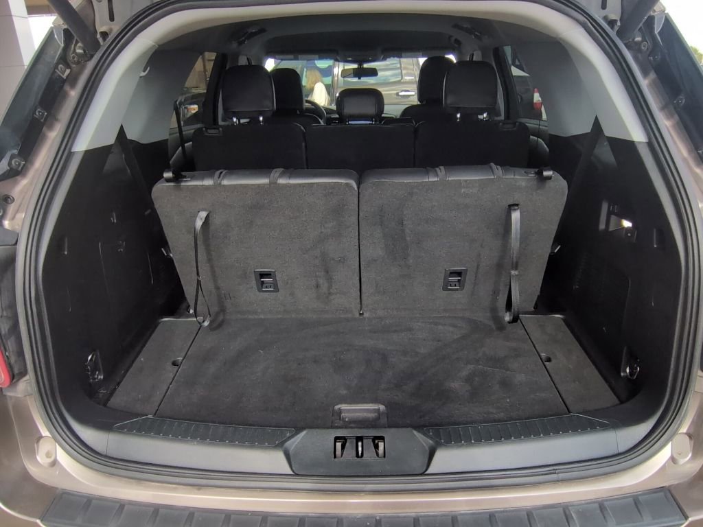 Used 2021 Ford Explorer XLT w/ Equipment Group 202A image 18