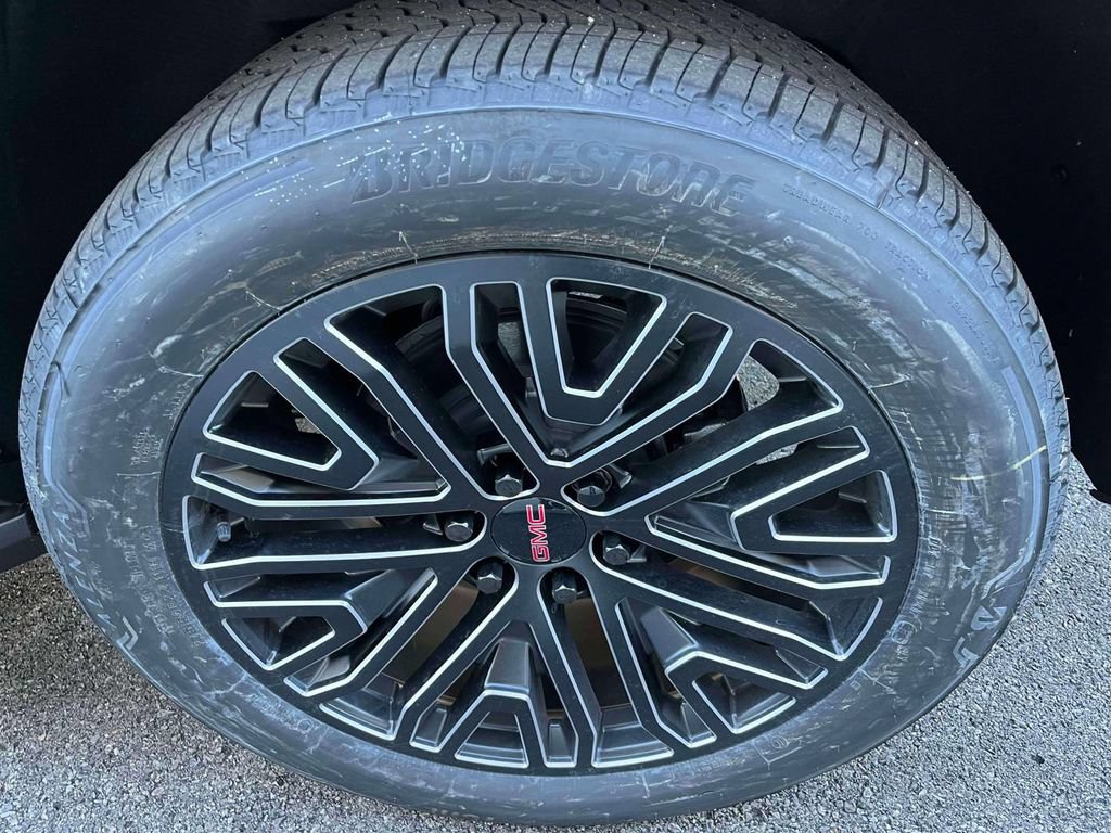 New 2026 GMC Yukon XL Elevation AWD/4WD image 11