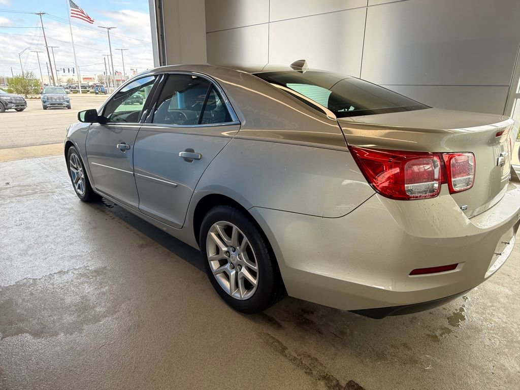 Used 2014 Chevrolet Malibu LT w/ Power Convenience Package image 3