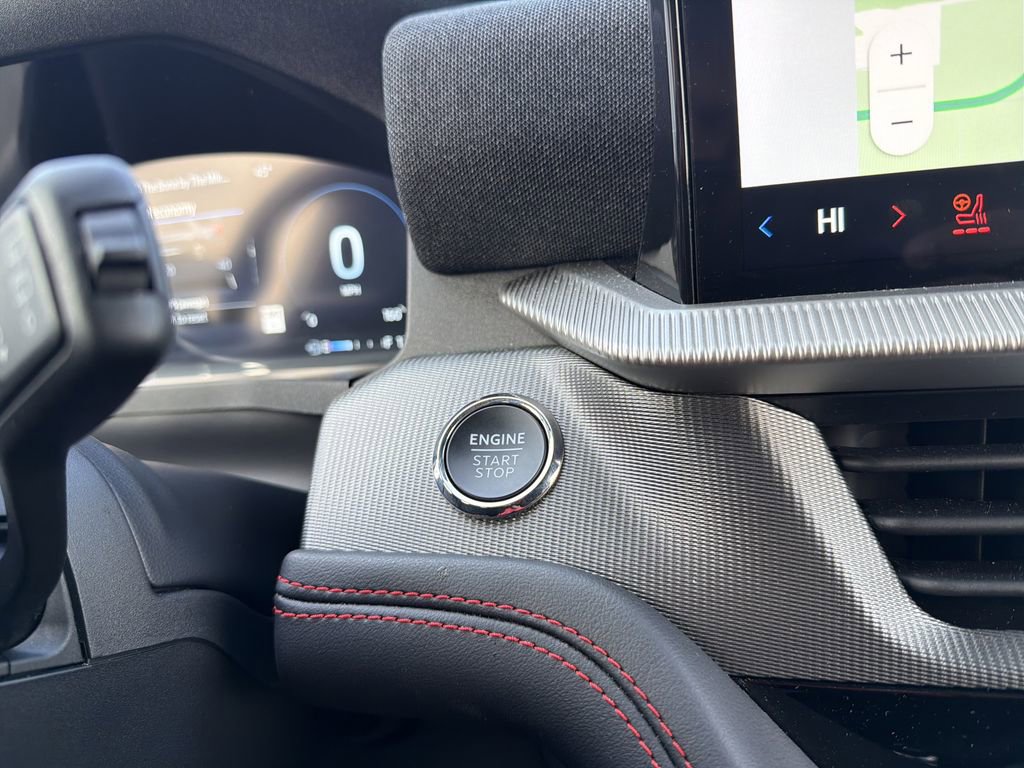 Certified 2025 Ford Explorer ST-Line w/ Premium Package image 28