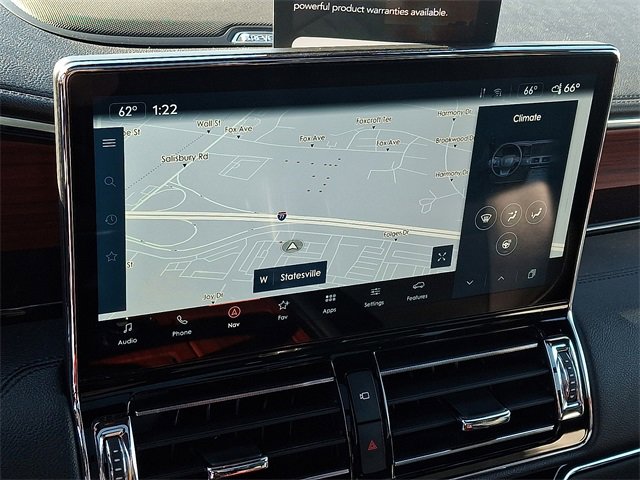 Used 2024 Lincoln Navigator Premiere image 17