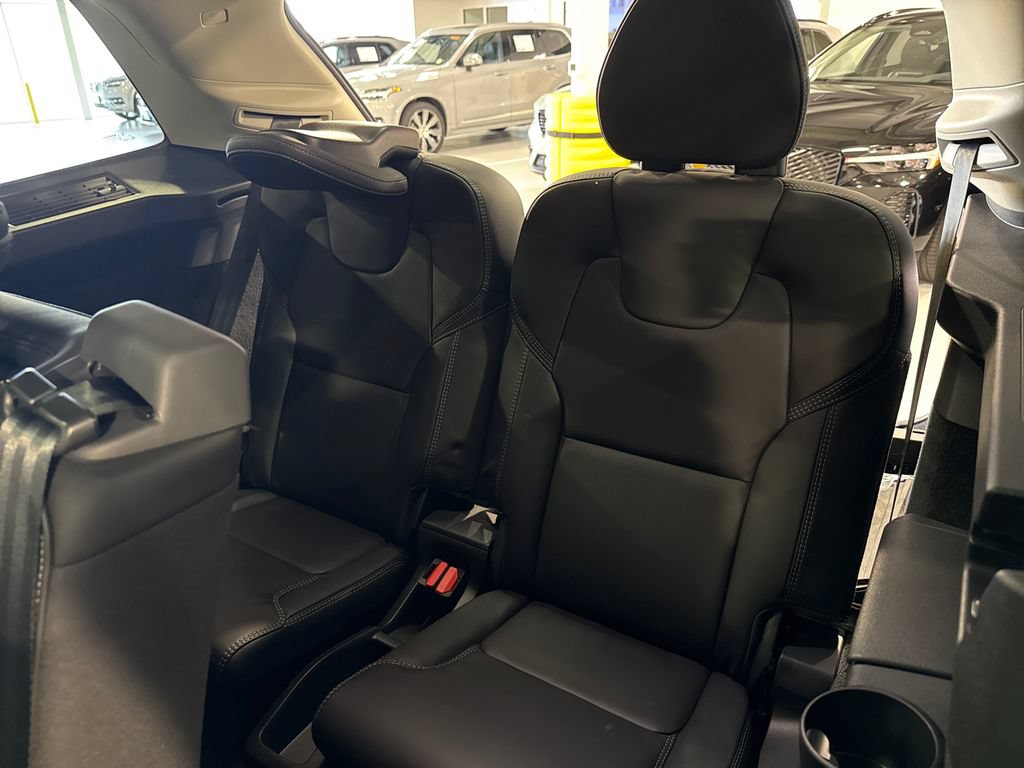 Certified 2024 Volvo XC90 B6 Ultimate w/ Lounge Package AWD/4WD image 25