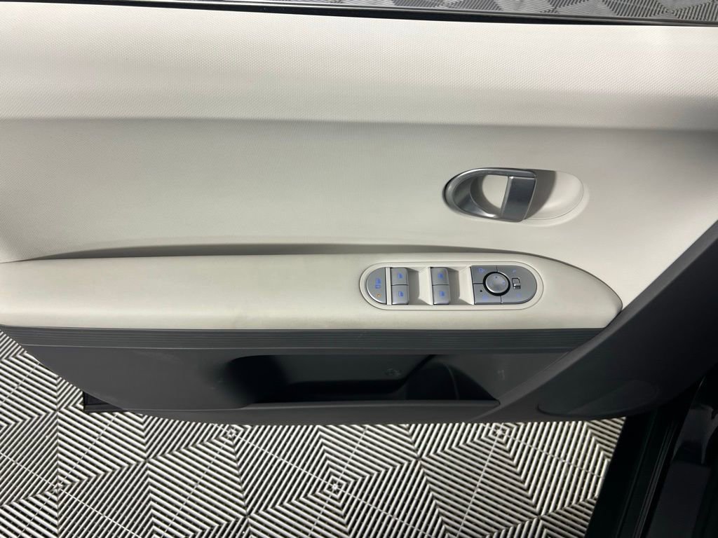 Used 2024 Hyundai Ioniq 5 SEL image 25