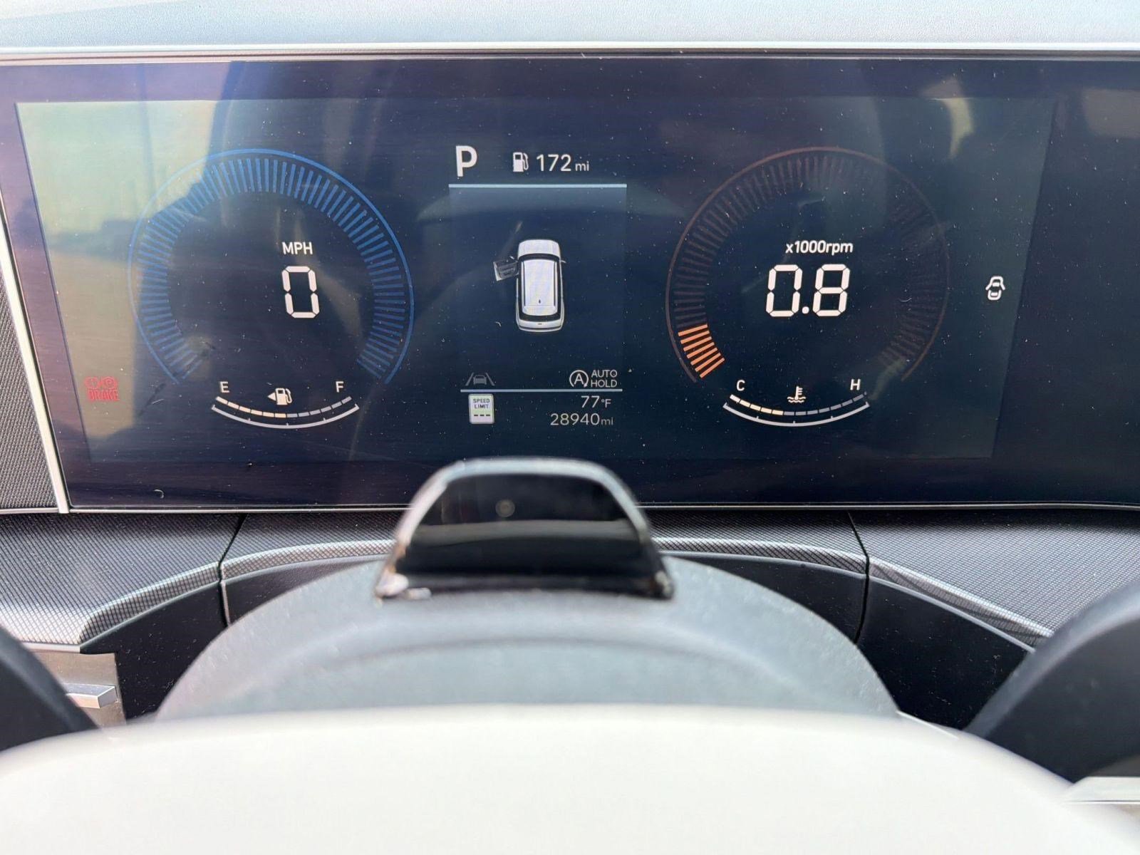 Used 2024 Hyundai Santa Fe SEL FWD image 19