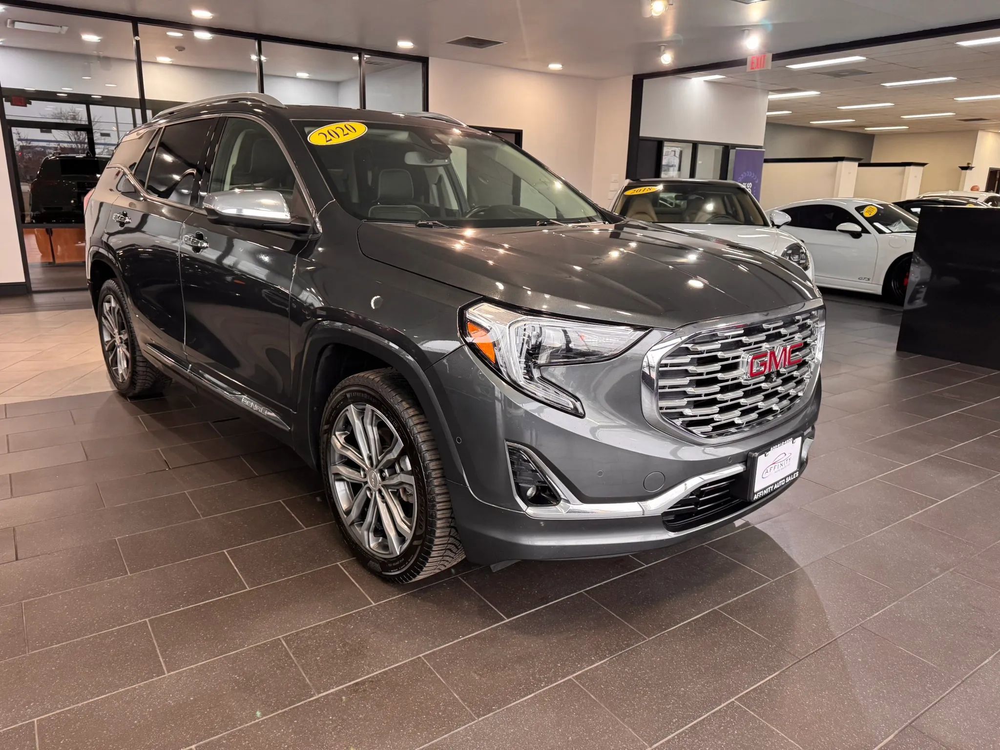 Used 2020 GMC Terrain Denali w/ GMC Pro Grade Package image 7