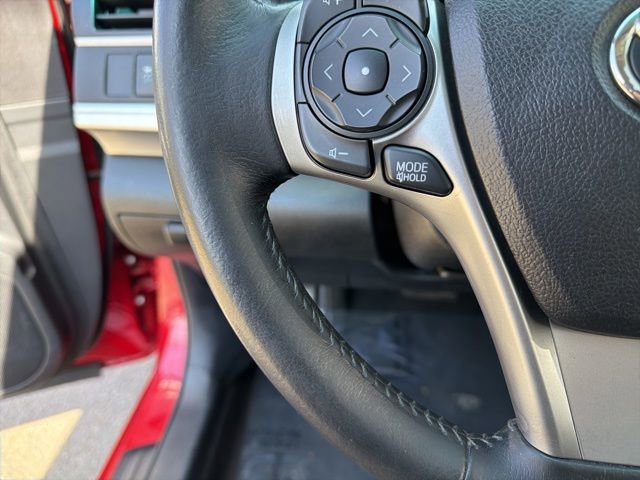 Used 2014 Toyota Camry SE image 15