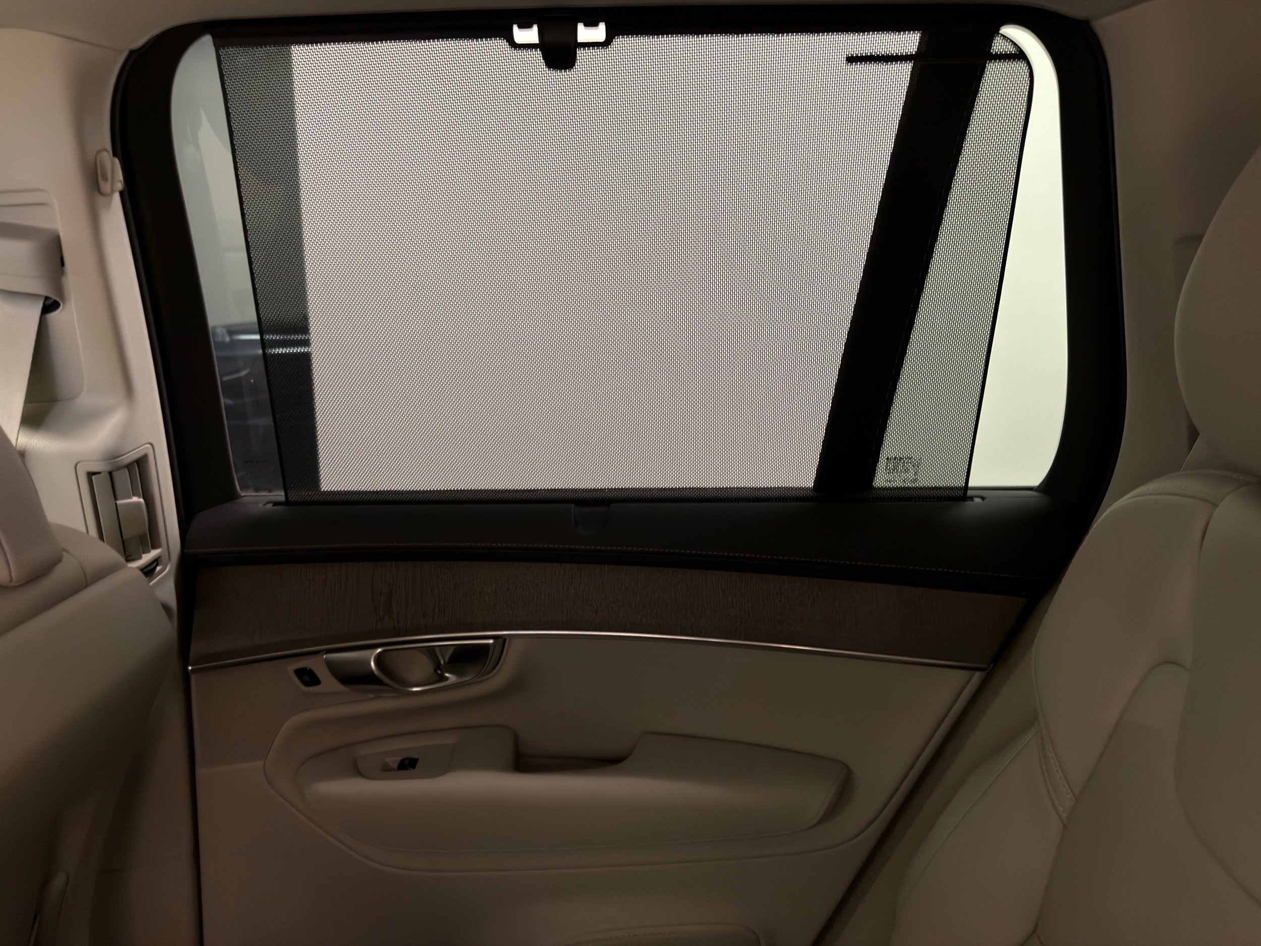 New 2026 Volvo XC90 T8 Ultra w/ Protection Package AWD/4WD image 31