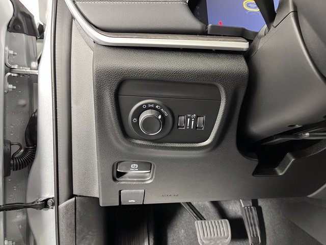 Used 2026 Jeep Grand Cherokee L 4WD image 19