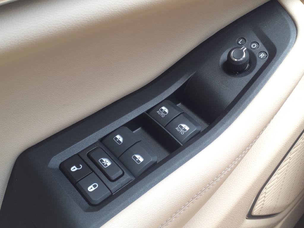 Used 2024 Jeep Grand Cherokee L Limited w/ Trailer Tow Package image 12