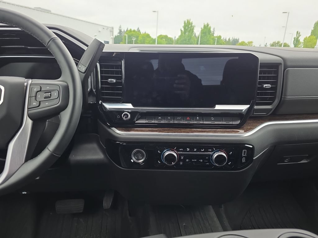 Used 2024 GMC Sierra 1500 Elevation AWD/4WD image 26