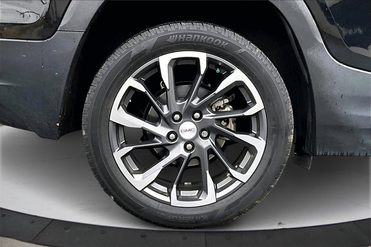 Used 2022 GMC Terrain SLT w/ Infotainment Package II image 35