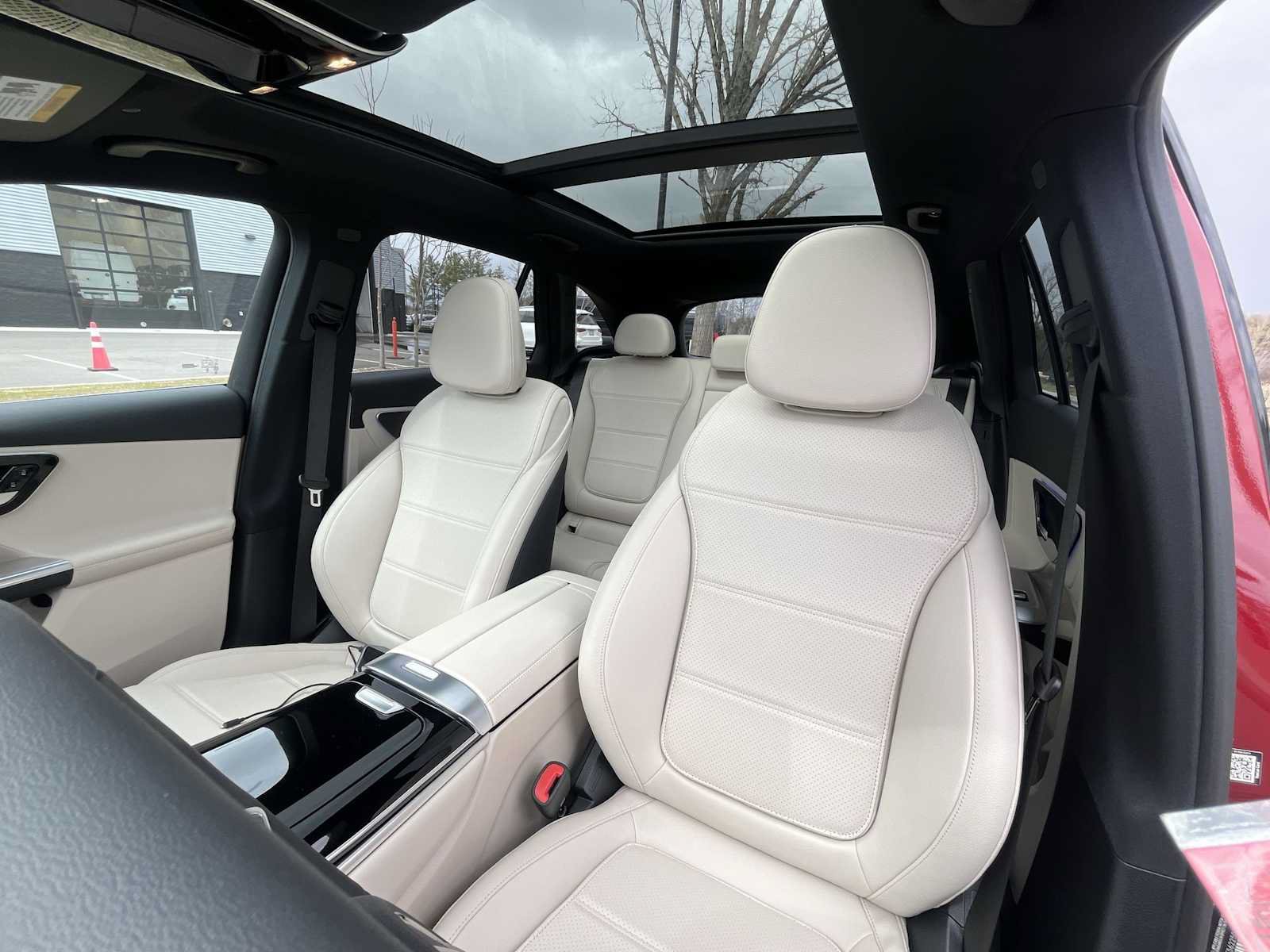 New 2026 Mercedes-Benz GLC 300 4MATIC image 10