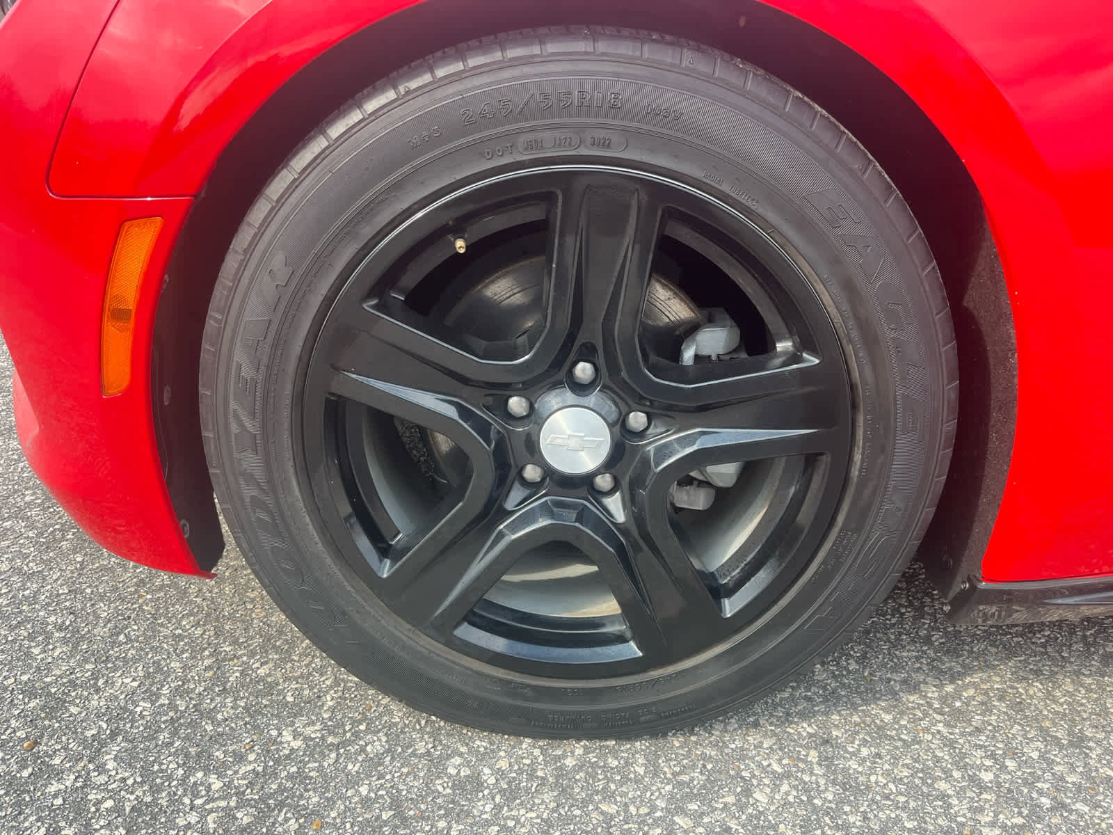 Used 2020 Chevrolet Camaro LT image 27