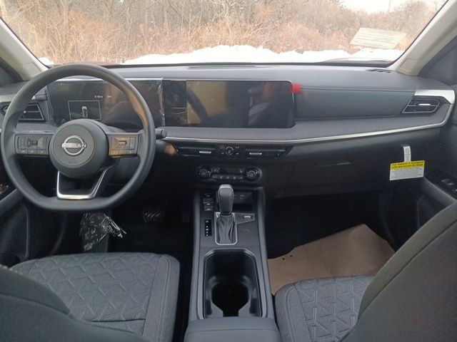 New 2026 Nissan Kicks SV w/ SV Premium Package image 29