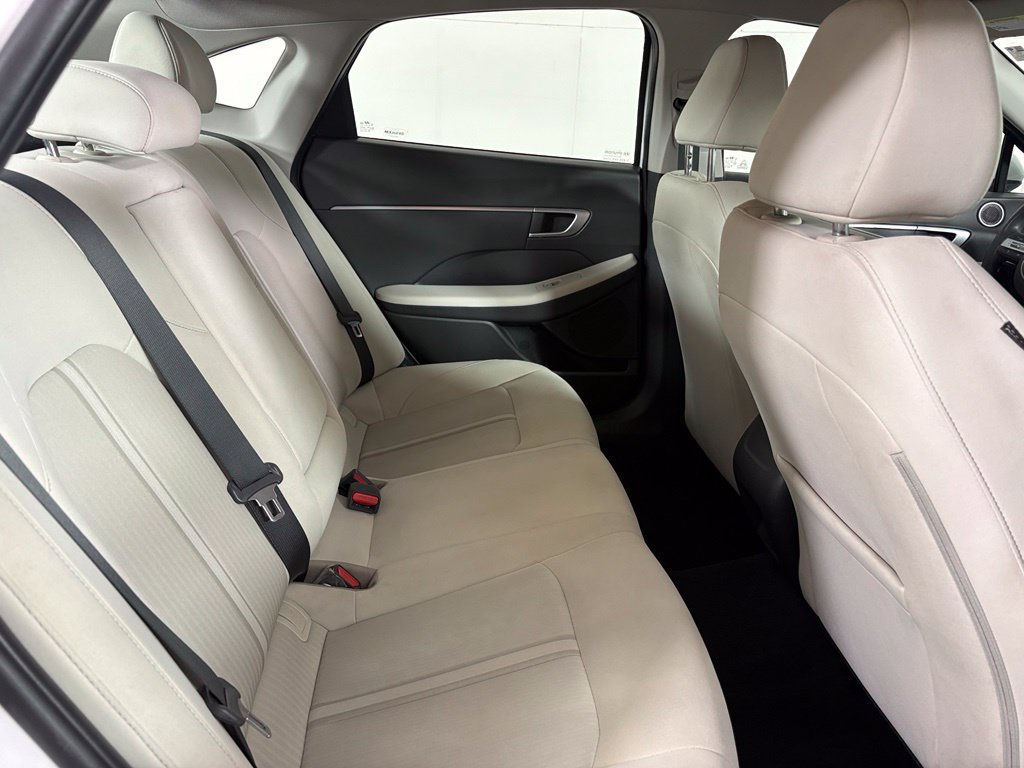 Used 2025 Hyundai Sonata SEL FWD image 17