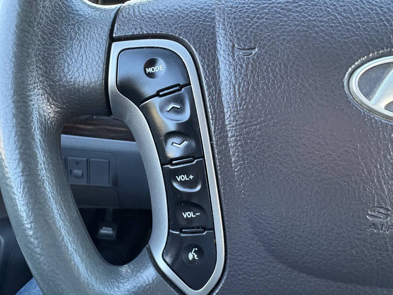 Used 2010 Hyundai Santa Fe GLS AWD/4WD image 37