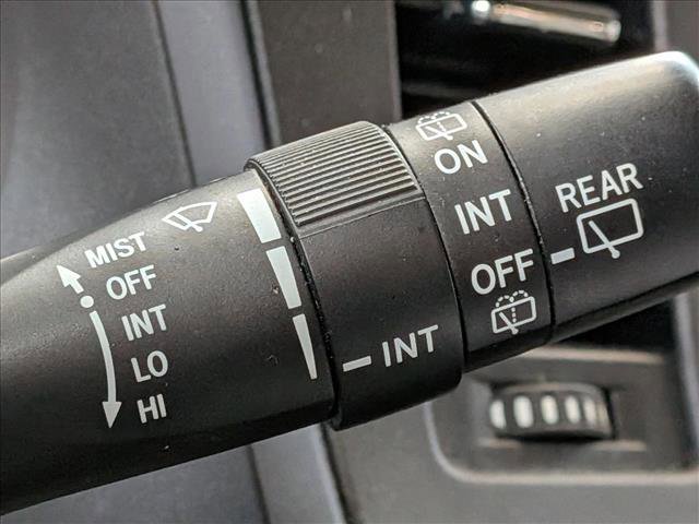 Used 2019 Toyota Sienna XLE FWD image 11