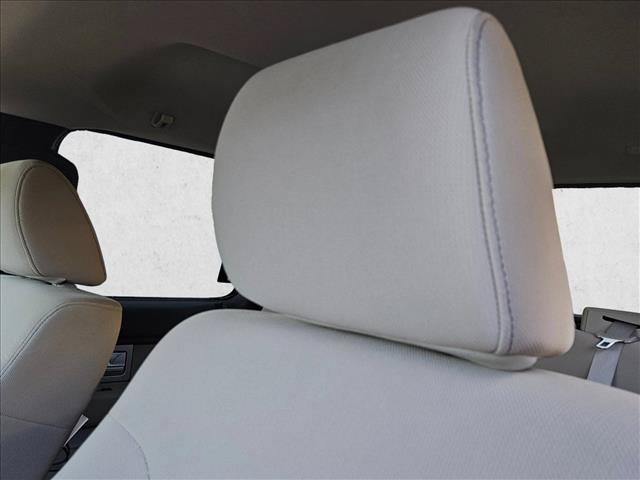 Used 2010 Ford F150 XLT RWD image 9