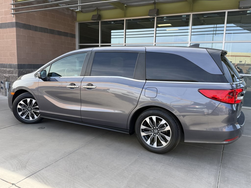 Used 2024 Honda Odyssey EX-L image 5