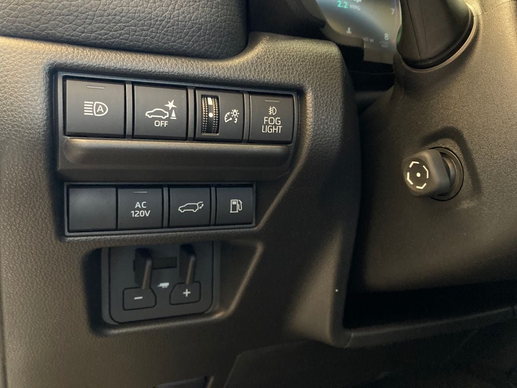 New 2026 Toyota Land Cruiser w/ Premium Package AWD/4WD image 15