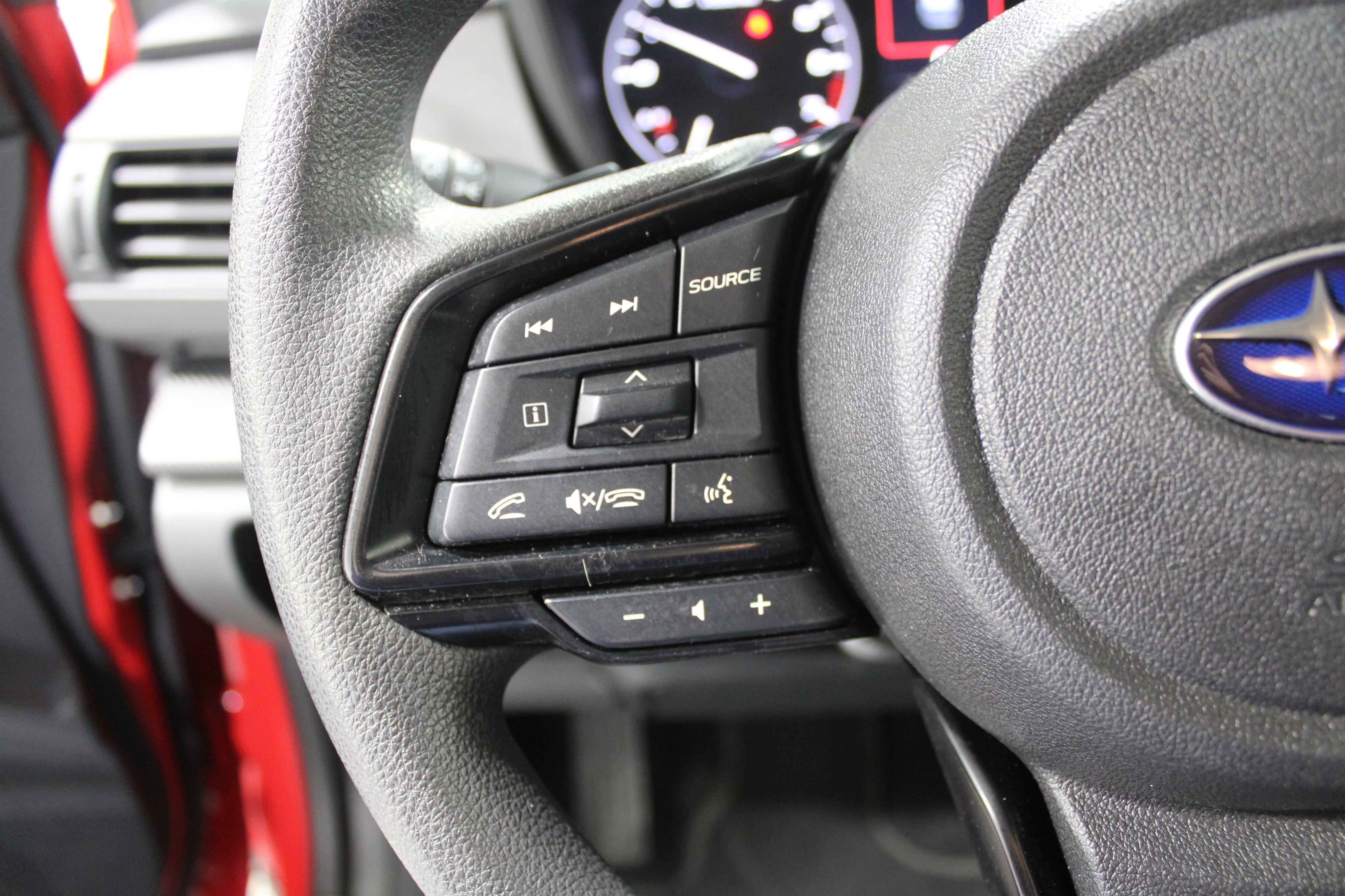 Used 2024 Subaru Crosstrek 2.0i Premium image 10