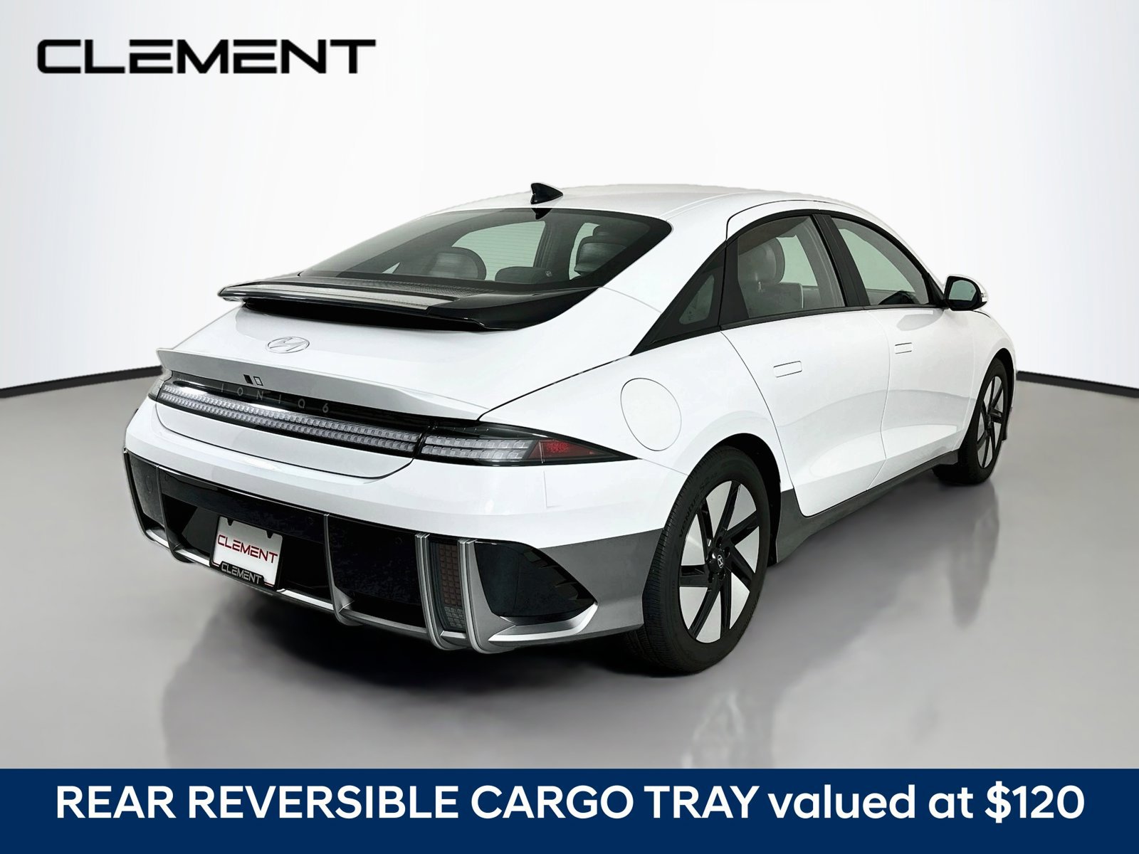 Used 2024 Hyundai Ioniq 6 SE RWD image 5