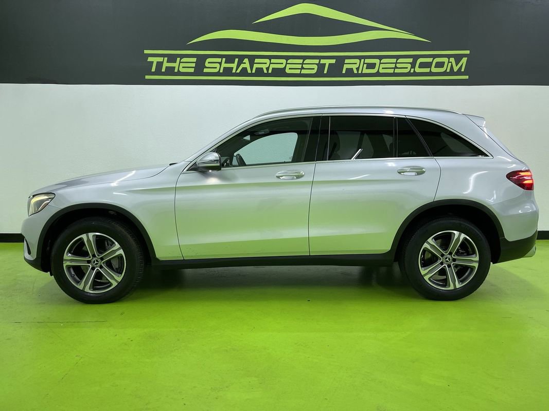 Used 2019 Mercedes-Benz GLC 300 4MATIC w/ Premium Package image 6