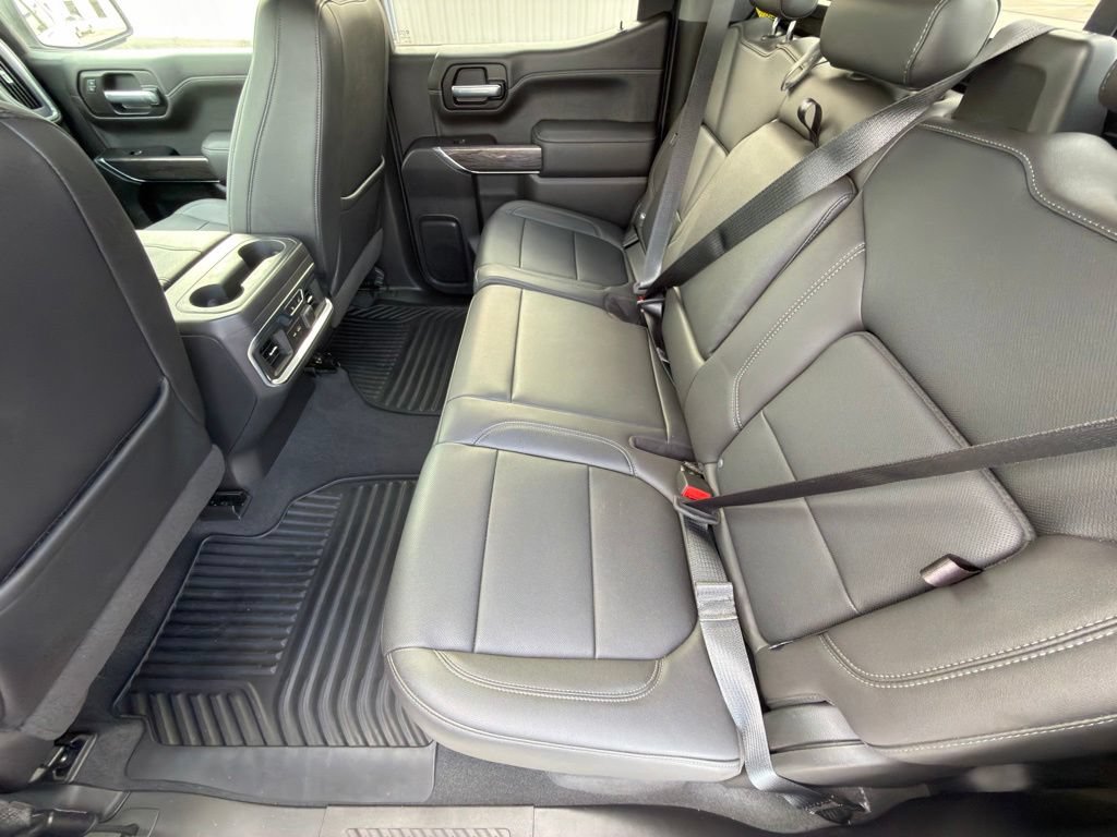Used 2021 Chevrolet Silverado 1500 LTZ AWD/4WD image 15
