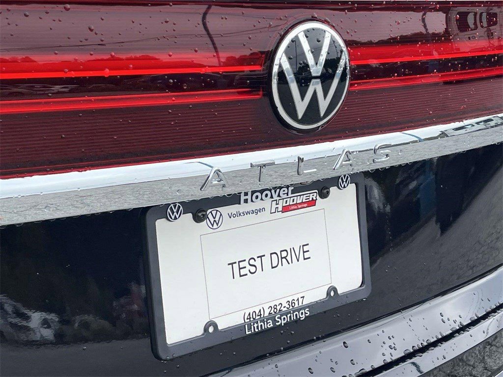 New 2026 Volkswagen Atlas Cross Sport SE FWD image 4