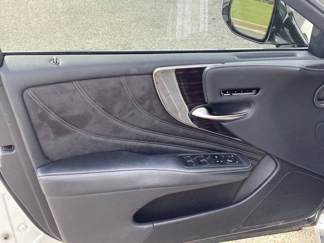 Used 2021 Lexus LS 500 w/ Interior Upgrade Package RWD image 13