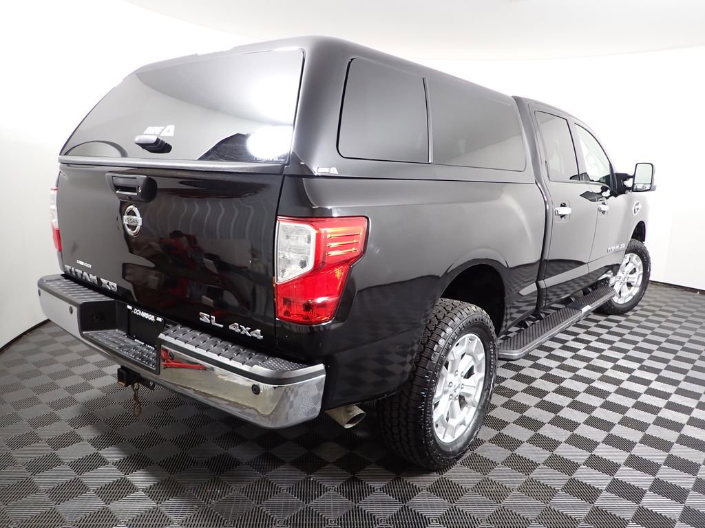 Used 2016 Nissan Titan SL image 22