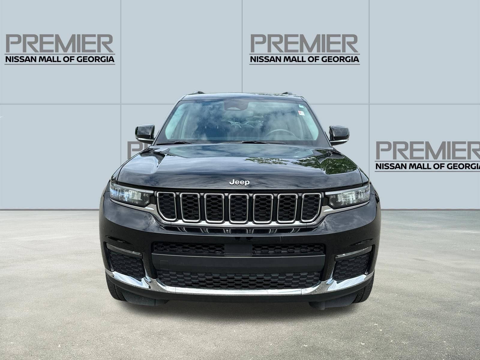 Used 2021 Jeep Grand Cherokee L Limited RWD image 2