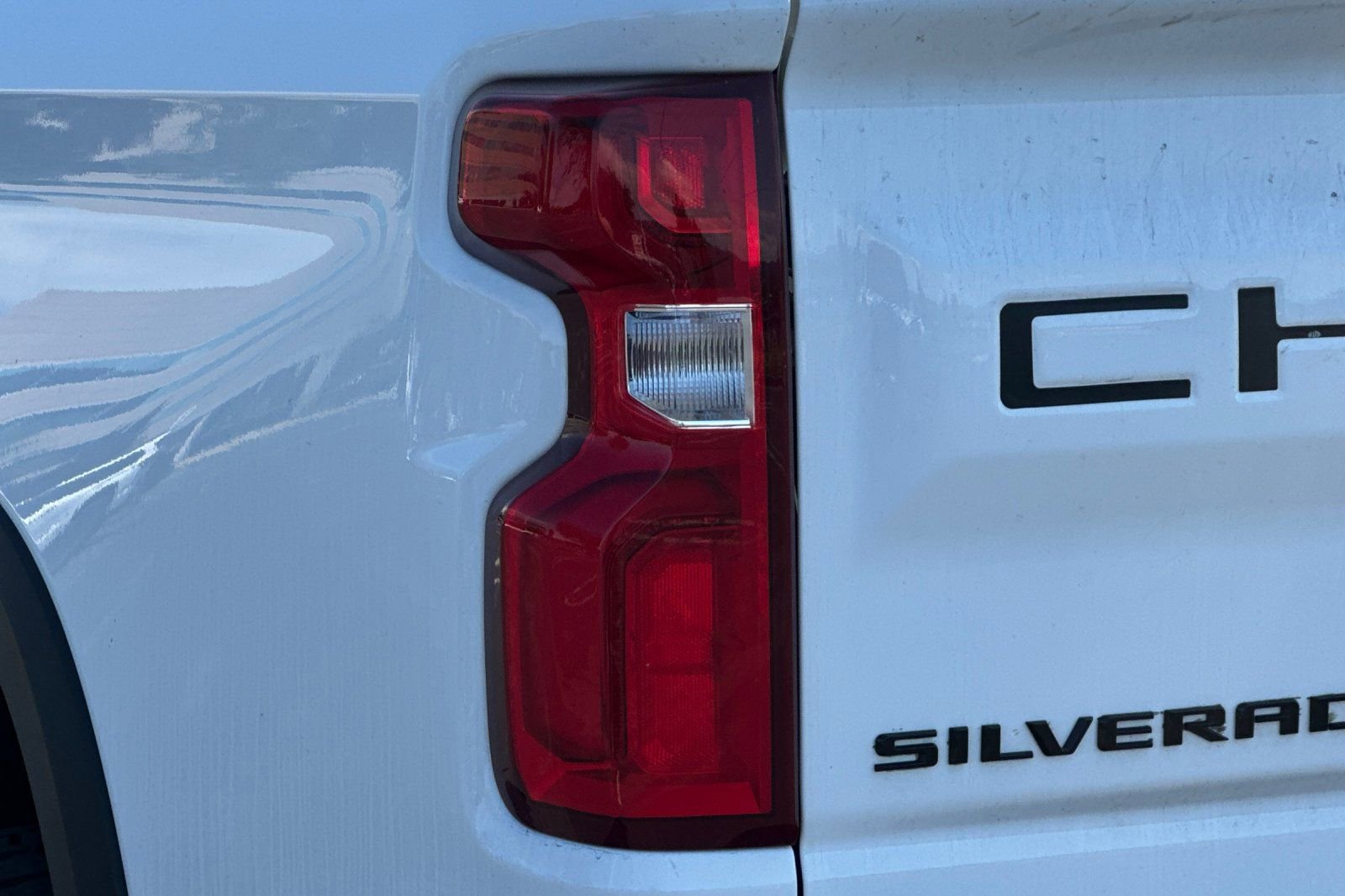 Used 2024 Chevrolet Silverado 1500 ZR2 w/ Technology Package AWD/4WD image 44