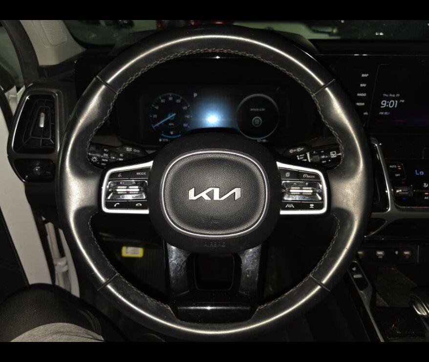 Used 2023 Kia Sorento SX FWD image 8