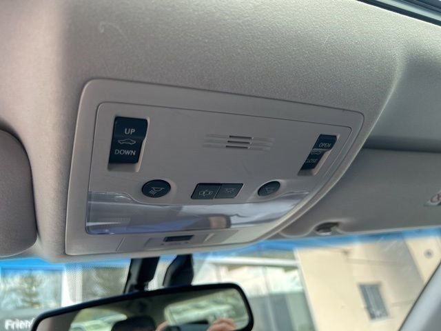 Used 2014 Lexus ES 350 w/ Luxury Package image 16