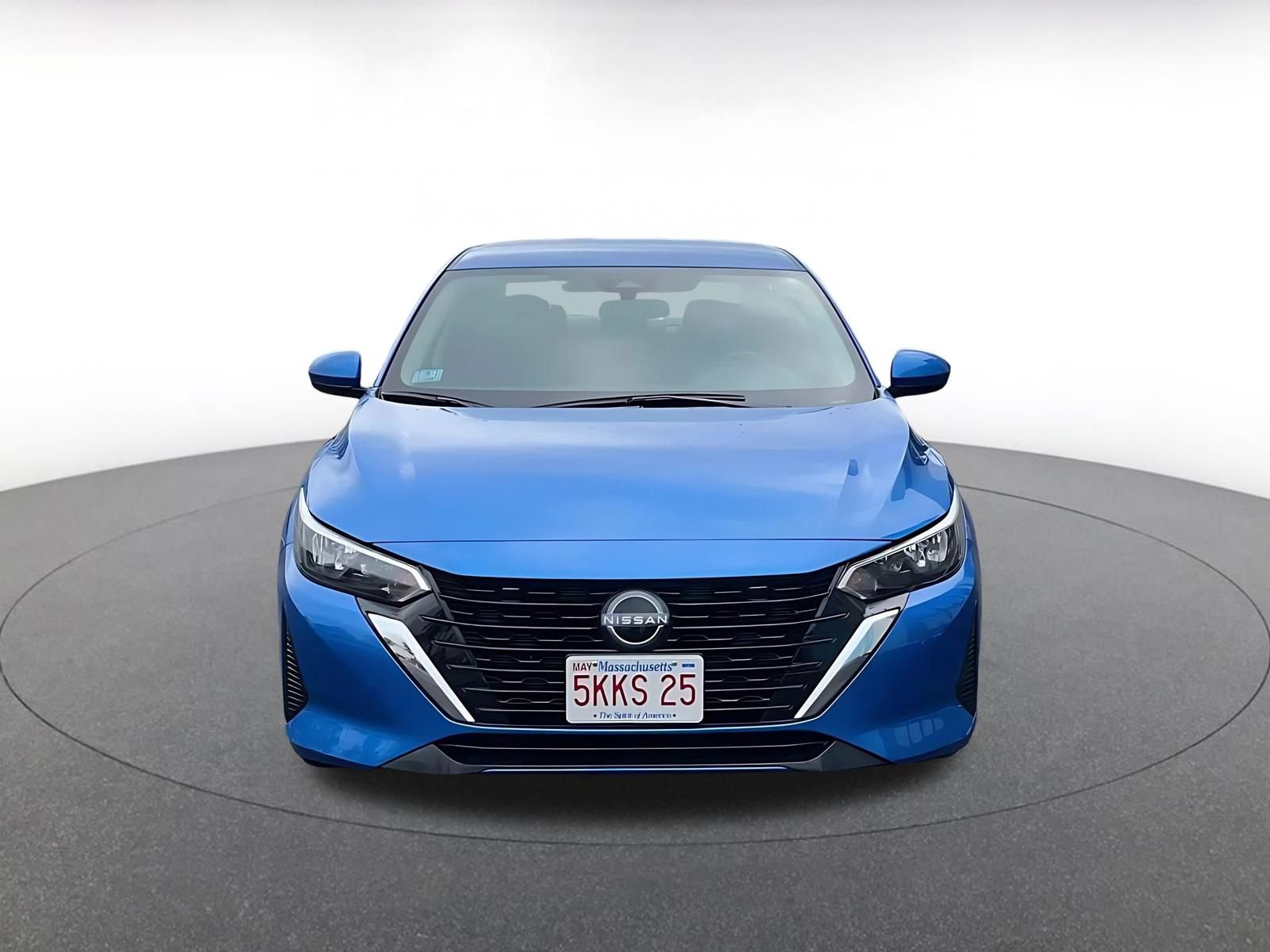 Used 2025 Nissan Sentra SV FWD image 4