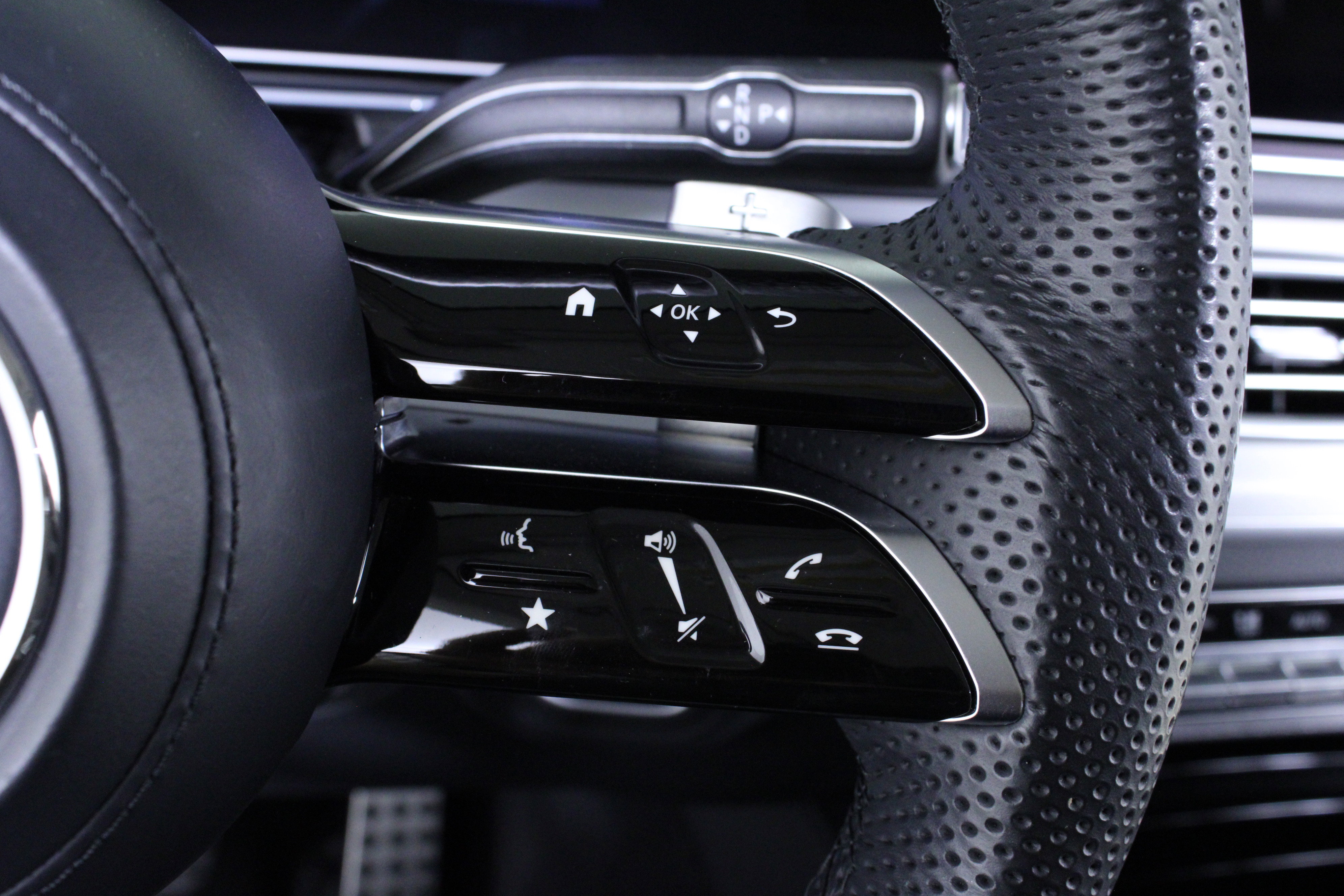 Used 2024 Mercedes-Benz GLS 450 4MATIC image 24