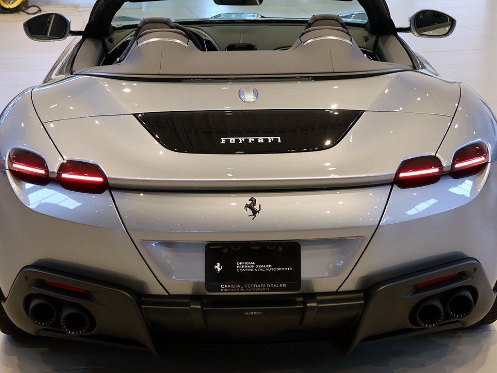 Certified 2026 Ferrari Roma Spider RWD image 45