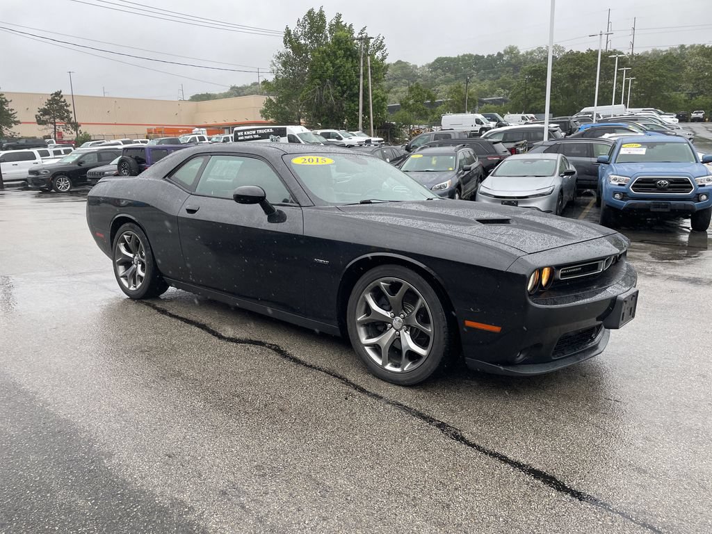 Used 2015 Dodge Challenger R/T Plus RWD image 6