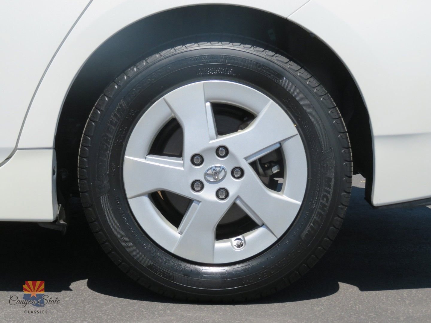 Used 2011 Toyota Prius Three w/ Solar Roof Pkg FWD image 21