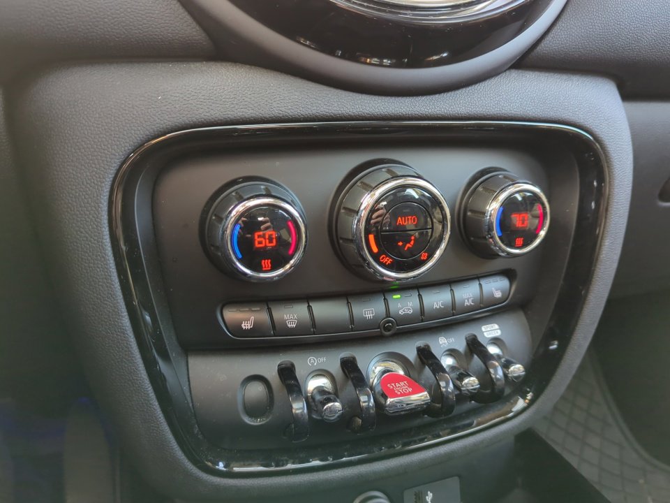 Used 2019 MINI Cooper Clubman S image 26