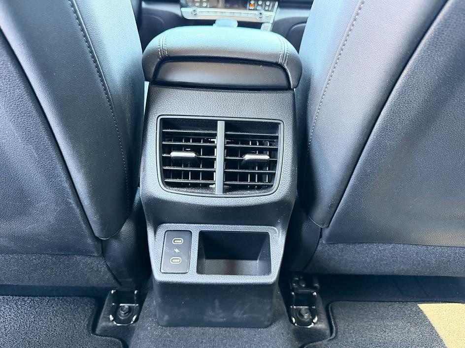 Used 2024 Kia Seltos S image 32